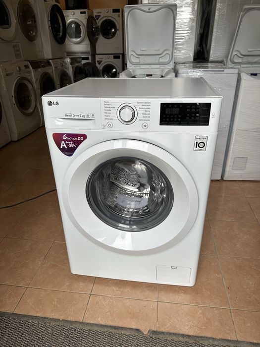 пральна машина LG Direct Drive MODEL: F70J5QN3W 7кг