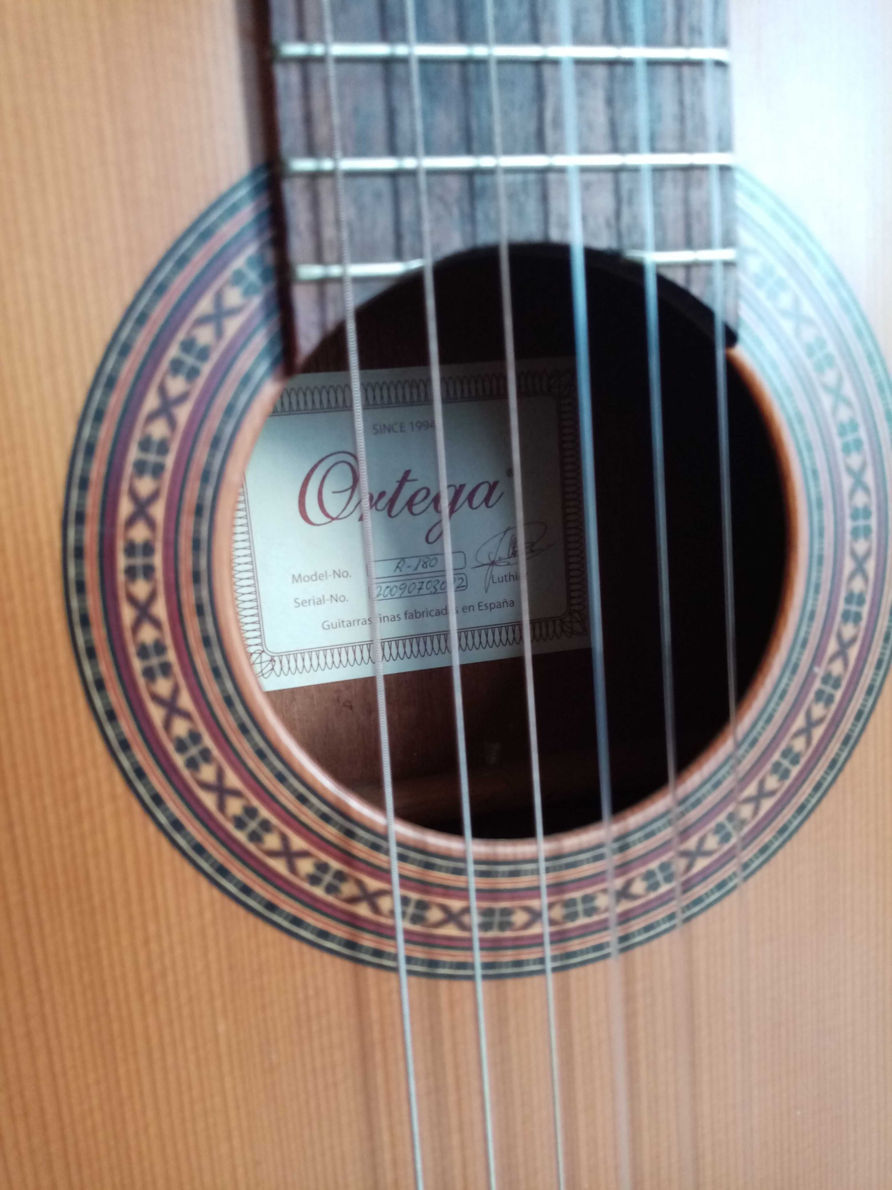 gitara klasyczna Ortega R 180 made in Spain !