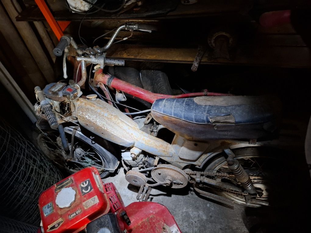 Mobilete motobecane