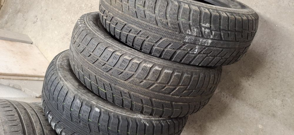Шини б у пара,зимові