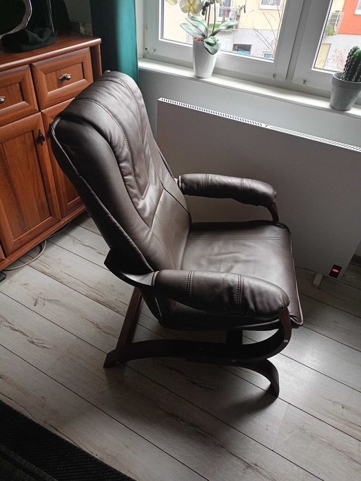 Fotele skórzane Finka brązowe 2szt