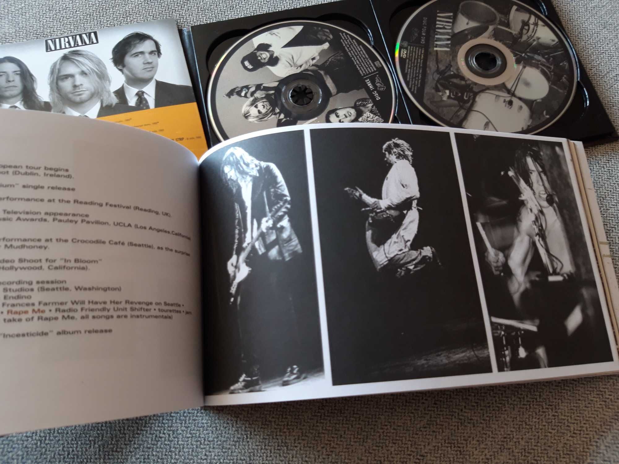 Coletânea NIRVANA "With the Lights Out" 3 CD + 1 DVD + Livro.