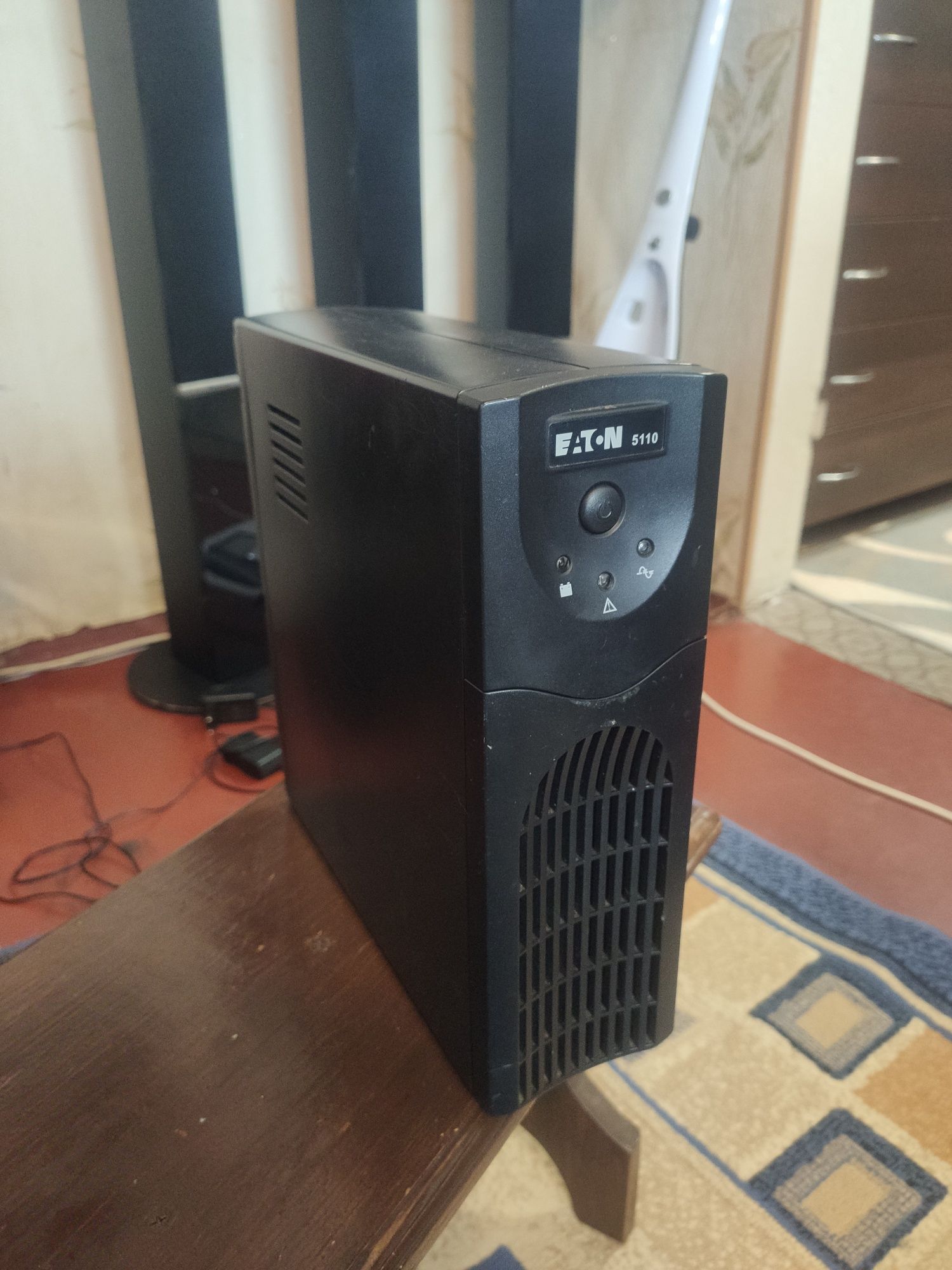 ДБЖ (UPS) line-interactive 500VA Eaton PowerWare 5110 500i 300W