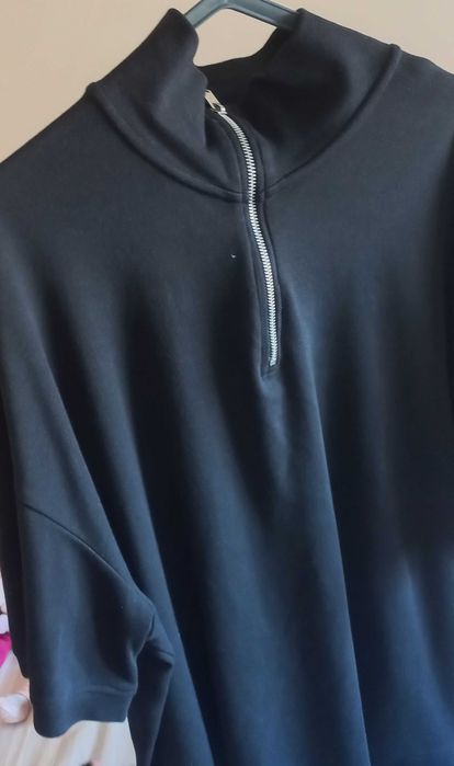 T-shirt de inverno com fecho central zara