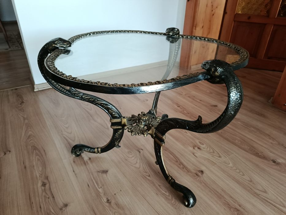 Stolik mosiezny szklany lew waz eklektyczny