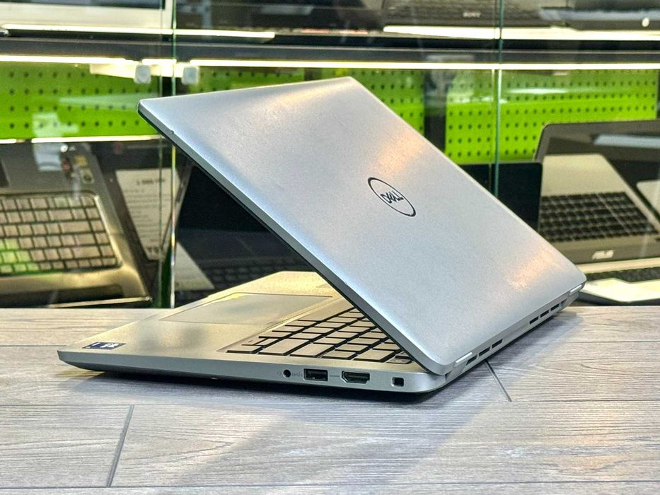 • Dell Latitude 5450 / Ultra 5 135u / 14'' / DDR5 16Gb / SSD 512Gb •