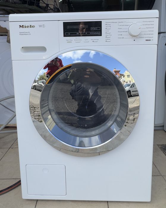 Maquina Lavar roupa Miele 9kg 1600RPM WKF322 W1 Washing