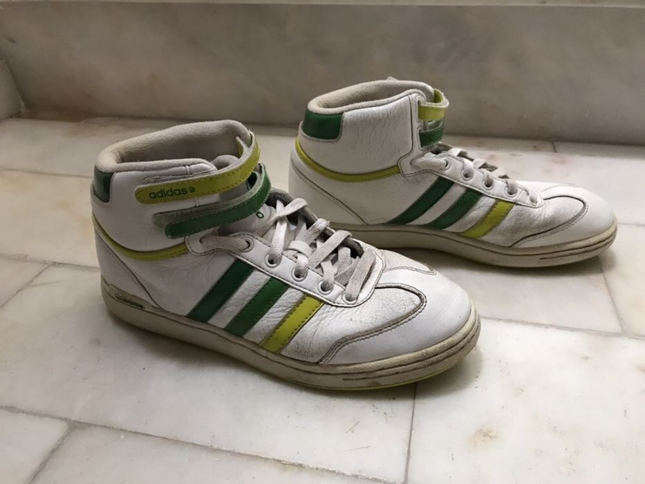 Ténis Adidas tam 39 1/3