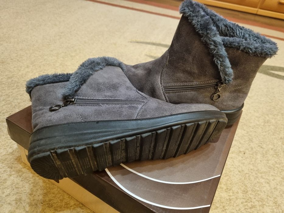 Зимові жіночі черевики