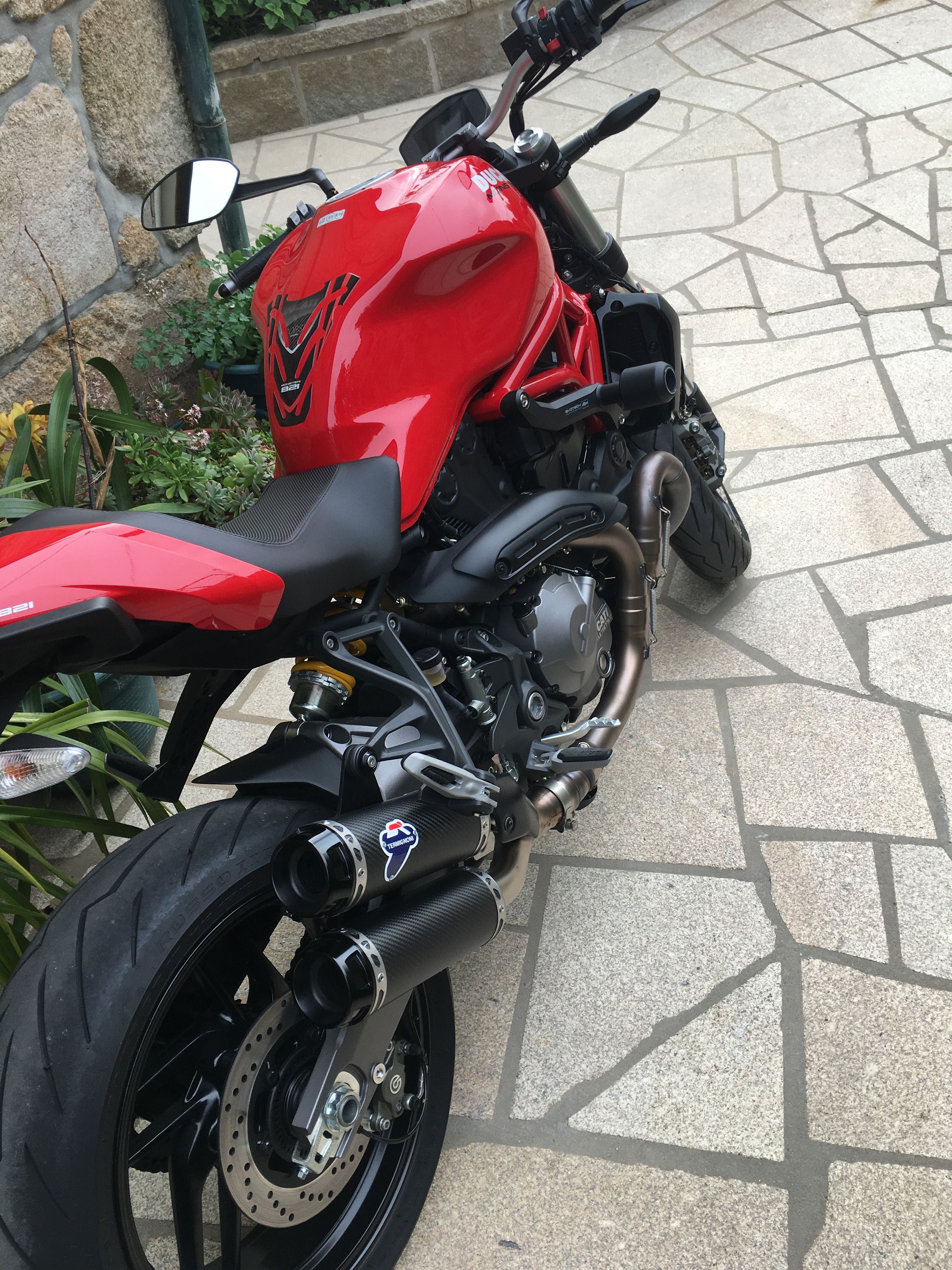 Ducati monster 821 de 2019