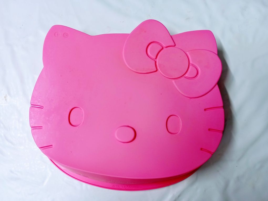 Forma para bolo Hello Kitty