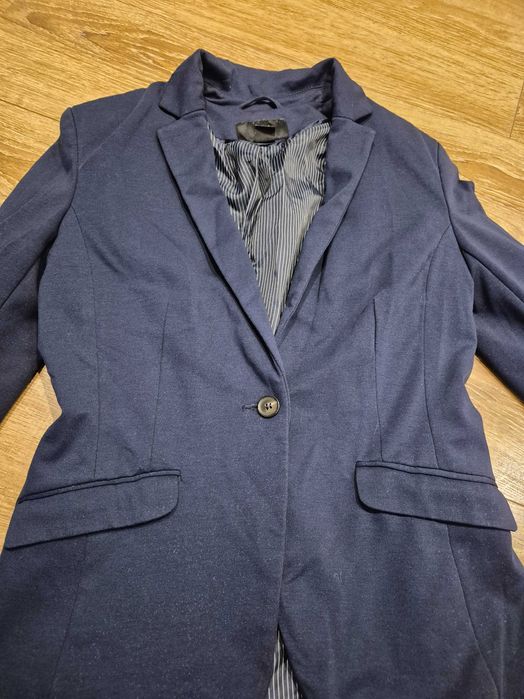 Granatowa marynarka HM 38 M