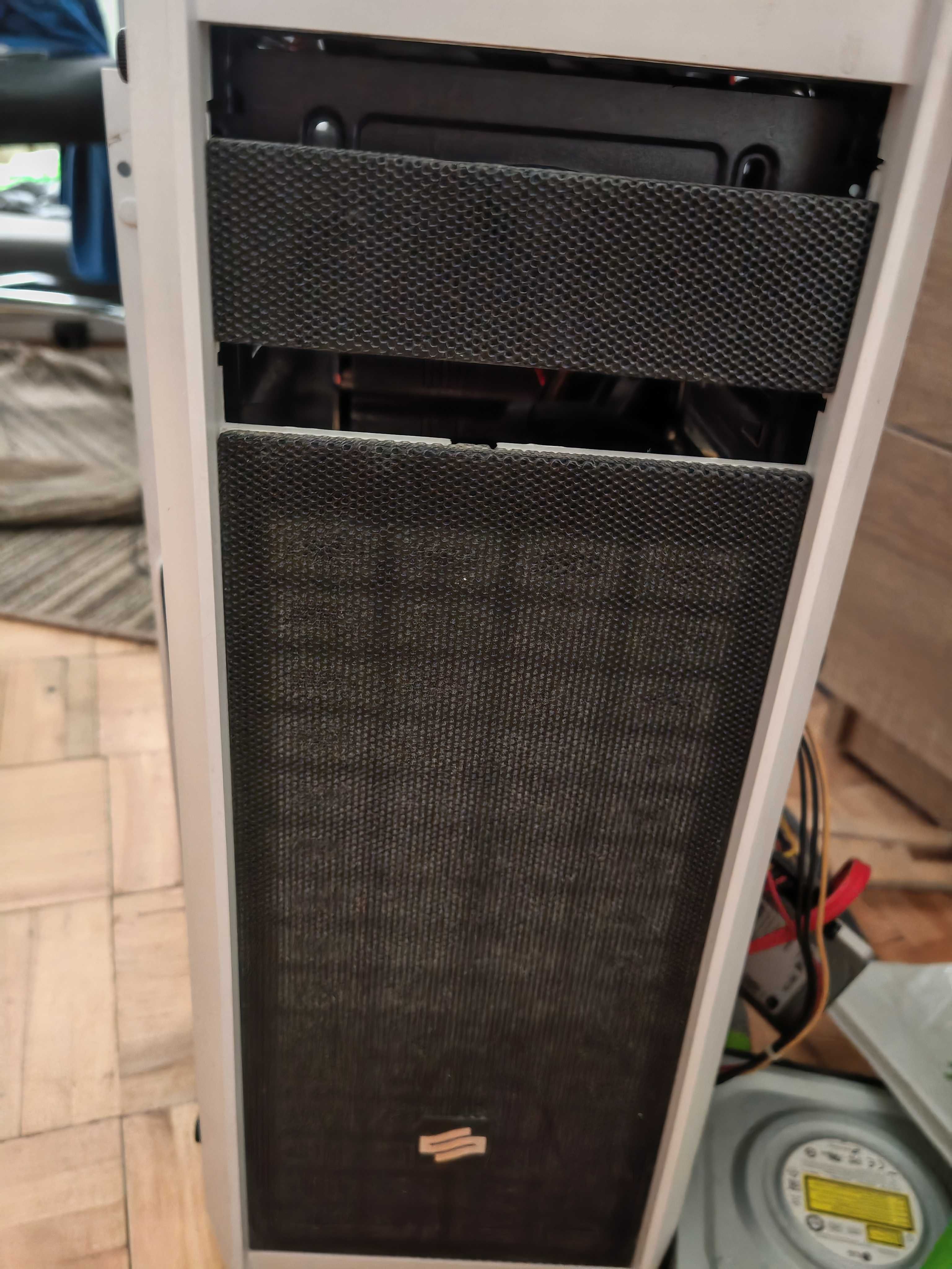 Intel i5-3570k AsRock z77 extreme4 16GB Ram DDR3