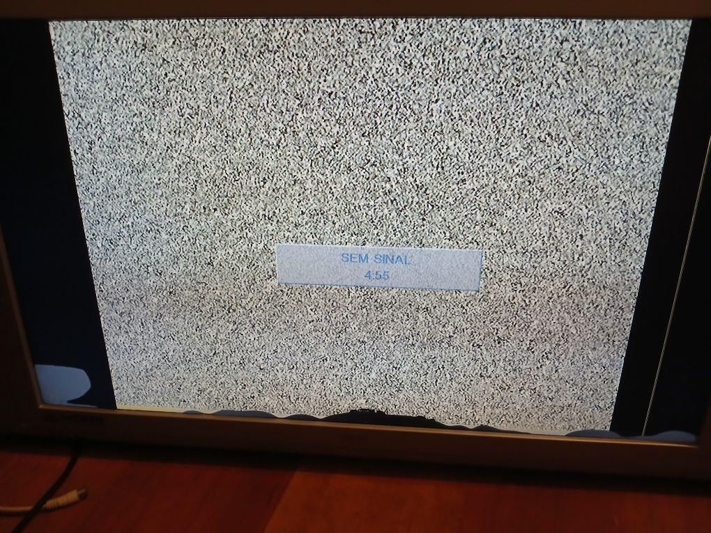 Televisor marca Mystral