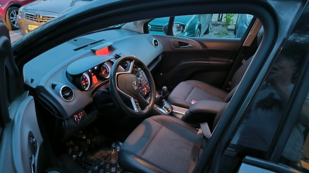 Opel Meriva COSMO LPG 140 KM