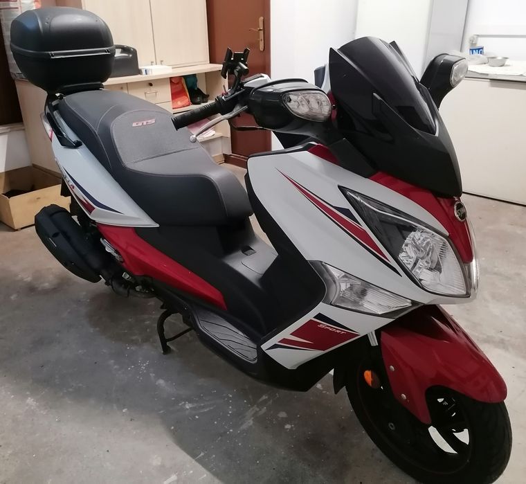 SYM GTS 125 sport edition