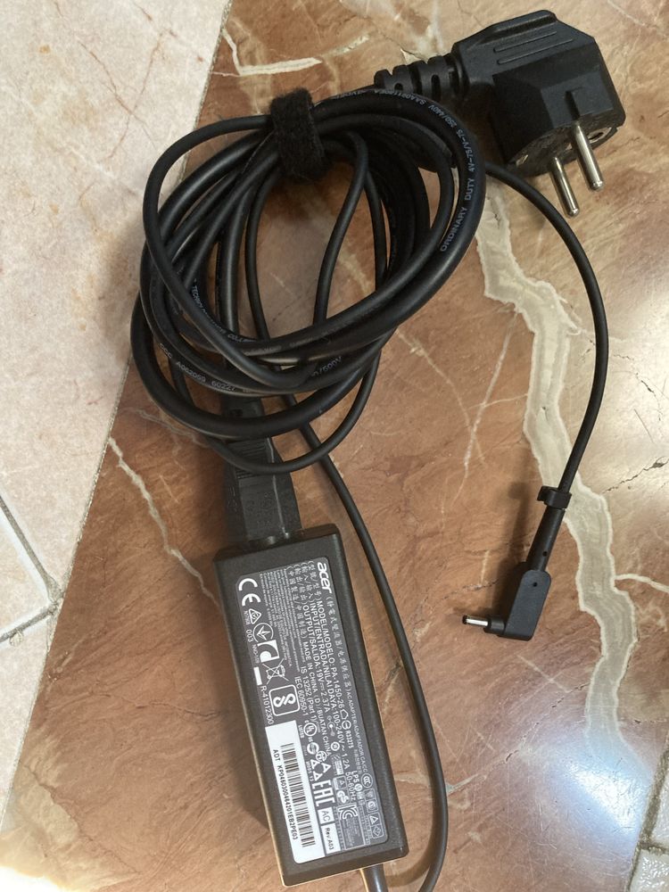 Carregador portatil acer
