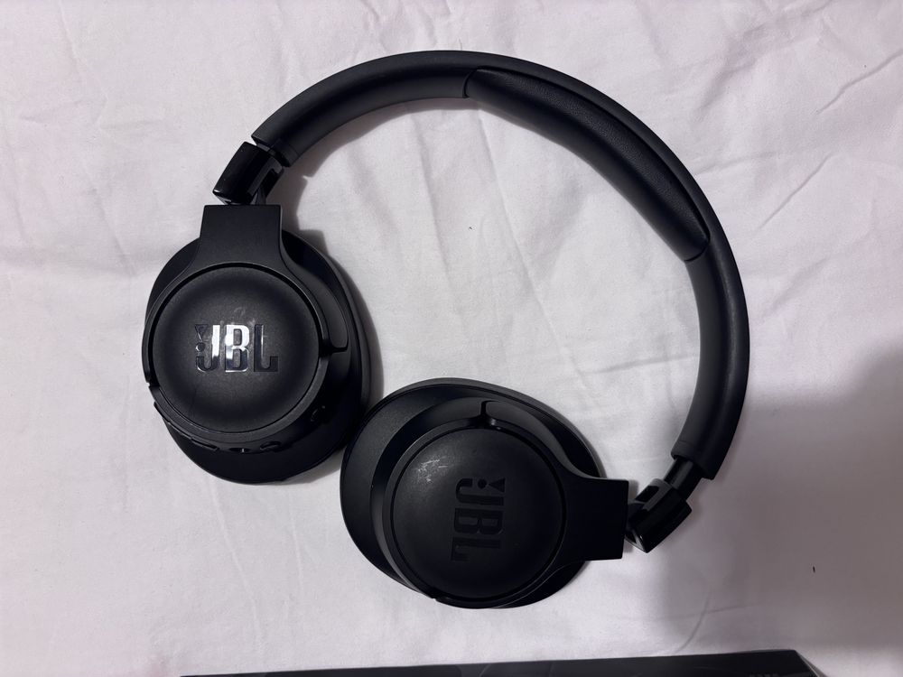 Headphones JBL Tune 760nc - com fatura