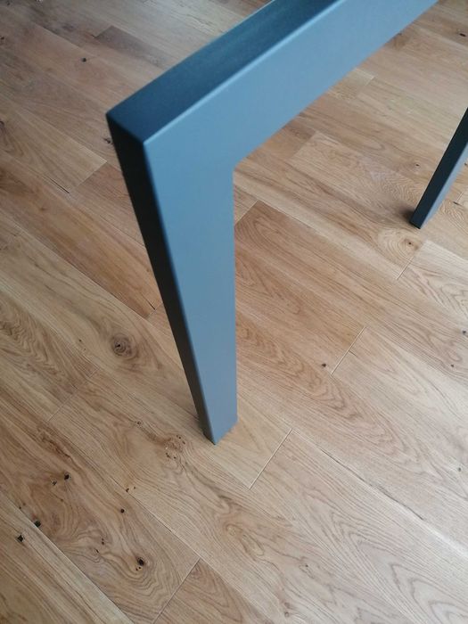 Stelaż konstrukcja na 2, 4 biurka lub 6 biurek blaty 140x70 MDD Bench