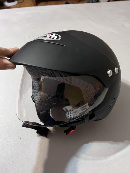 Kask motocyklowy bezszczękowy Airoh z szybą Stan bdb