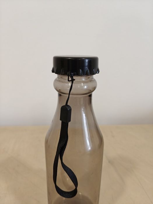 Cantil de caminhada 500ml — prático, leve e resistente