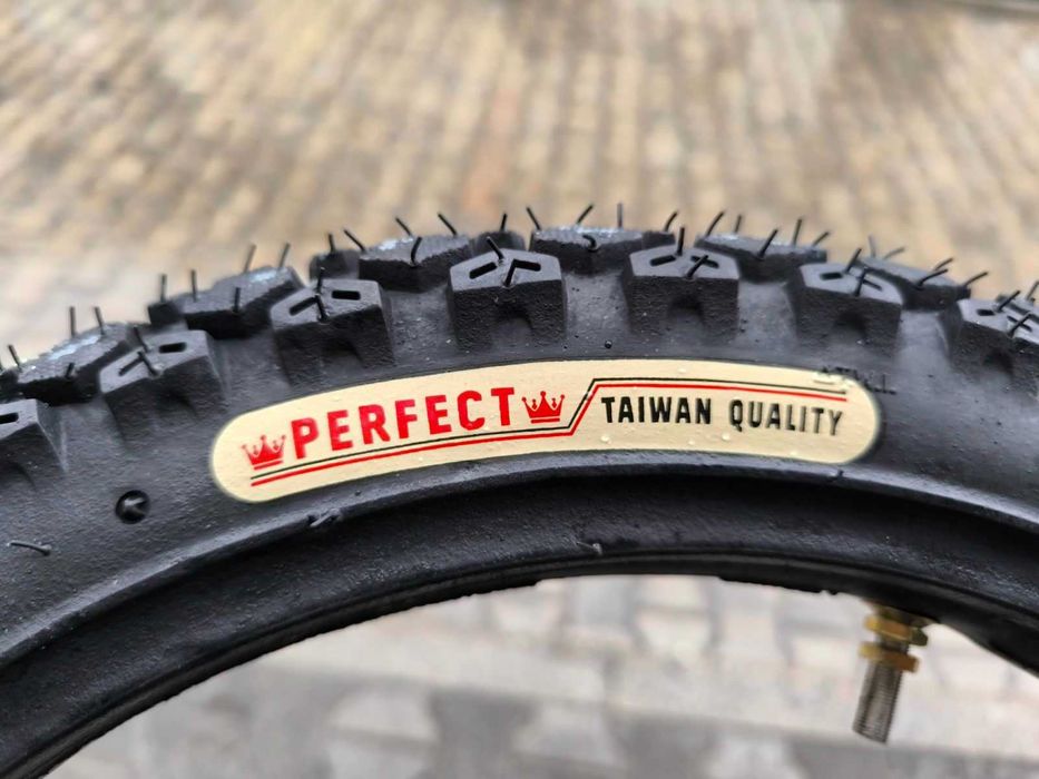 Шина з камерою 2.50-16 Taiwan PF-235 6 PR до мопеда Карпати Верховина