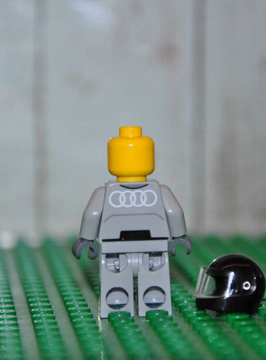 F1159. Figurka LEGO Speed Champions - sc113 Audi S1 E-Tron Quattro