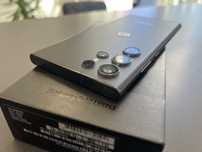 - Samsung S22 Ultra - phantom black - zestaw -