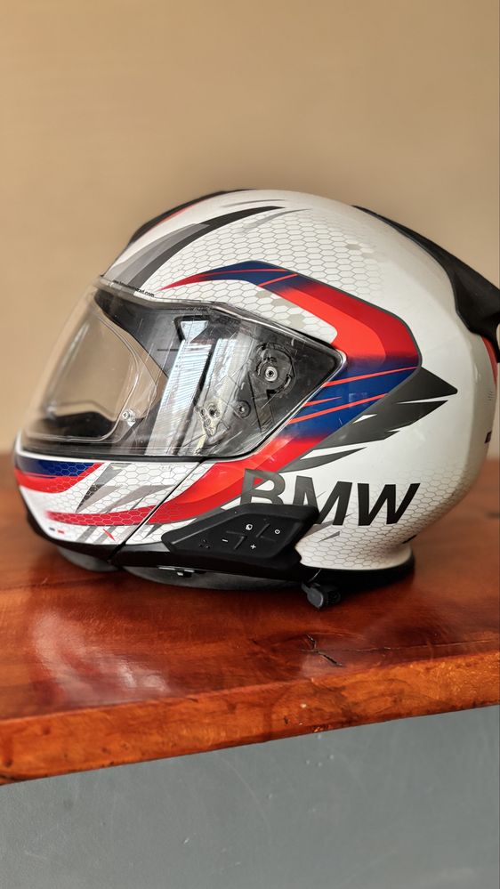 Kask BMW SYSTEM 7 carbon z interkomem