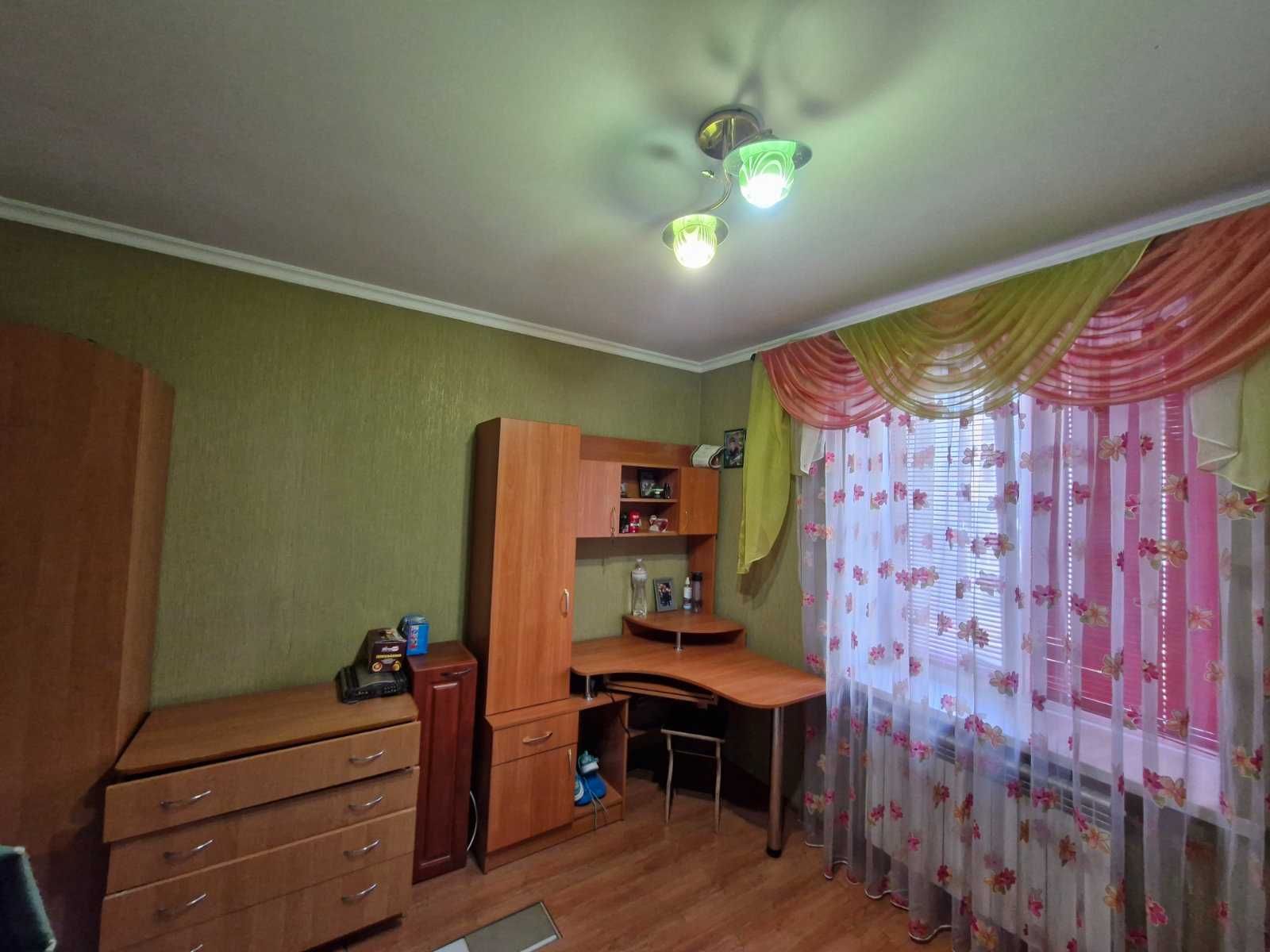 Продам 3-х к/квартиру, вул. Київський Шлях, р-н Зоряного
