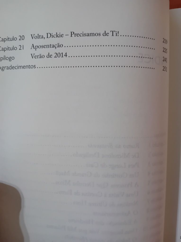 Ao serviço de sua Majestade