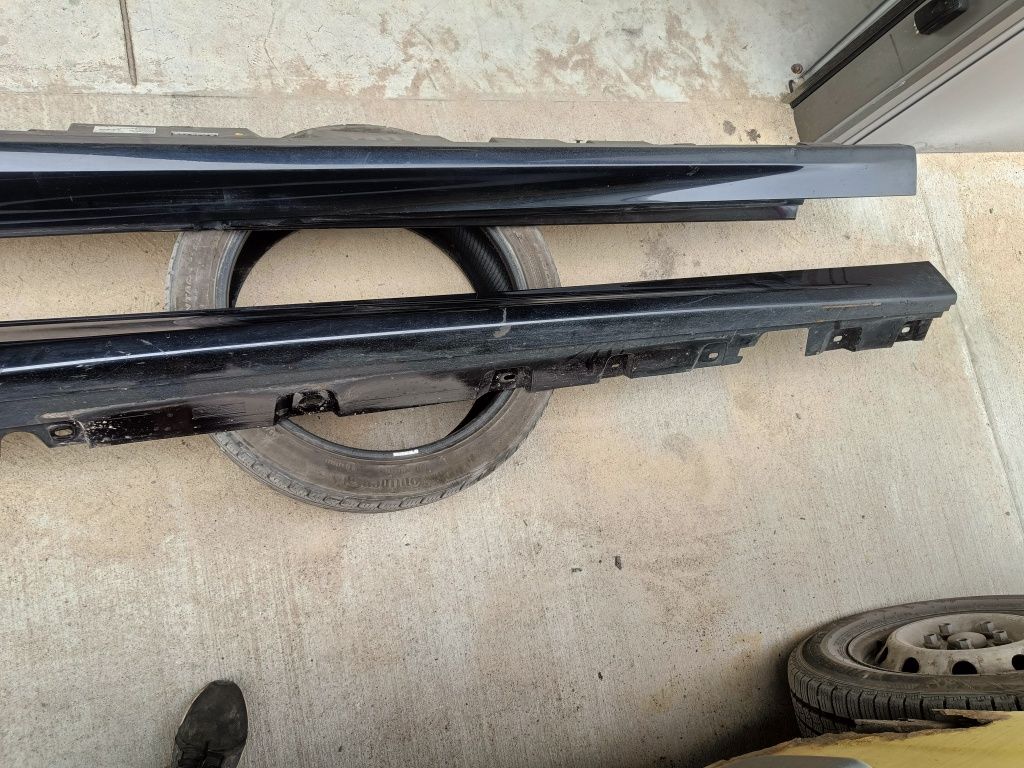 Listwy nakładki progowe BMW f10 f11 mpakiet carbonschwarz metallic (41