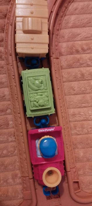 Kolejka Fisher Price pociąg Little people