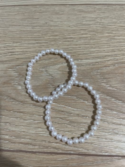 Brincos e ganchos de cabelo