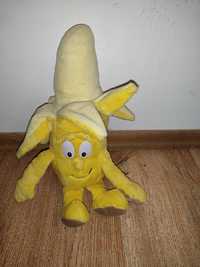 Maskotka świeżak banan dla dzieci.