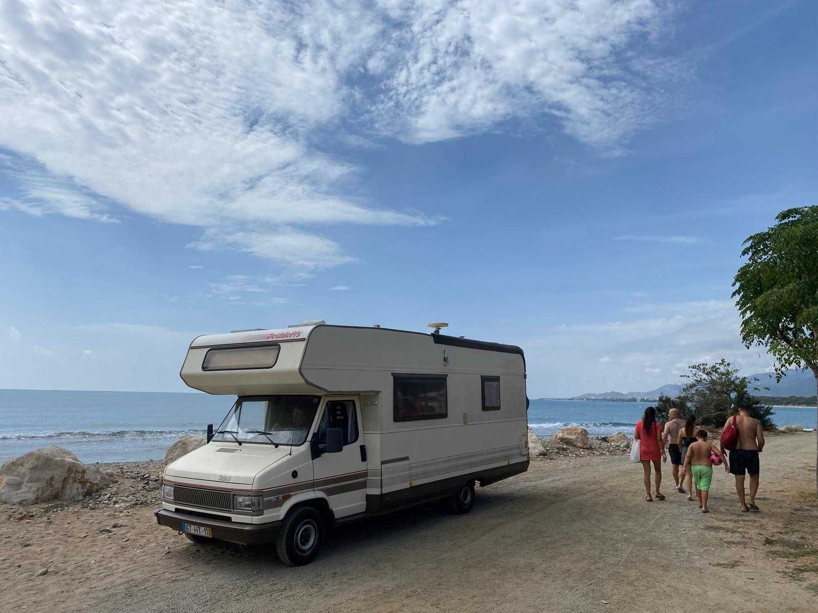 Autocaravana em bom estado de conservação
