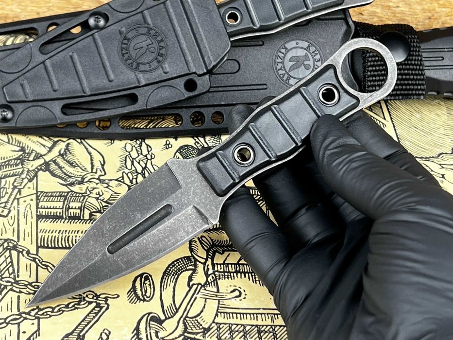 Комплект тактичних ножів. Нож танто и метательный