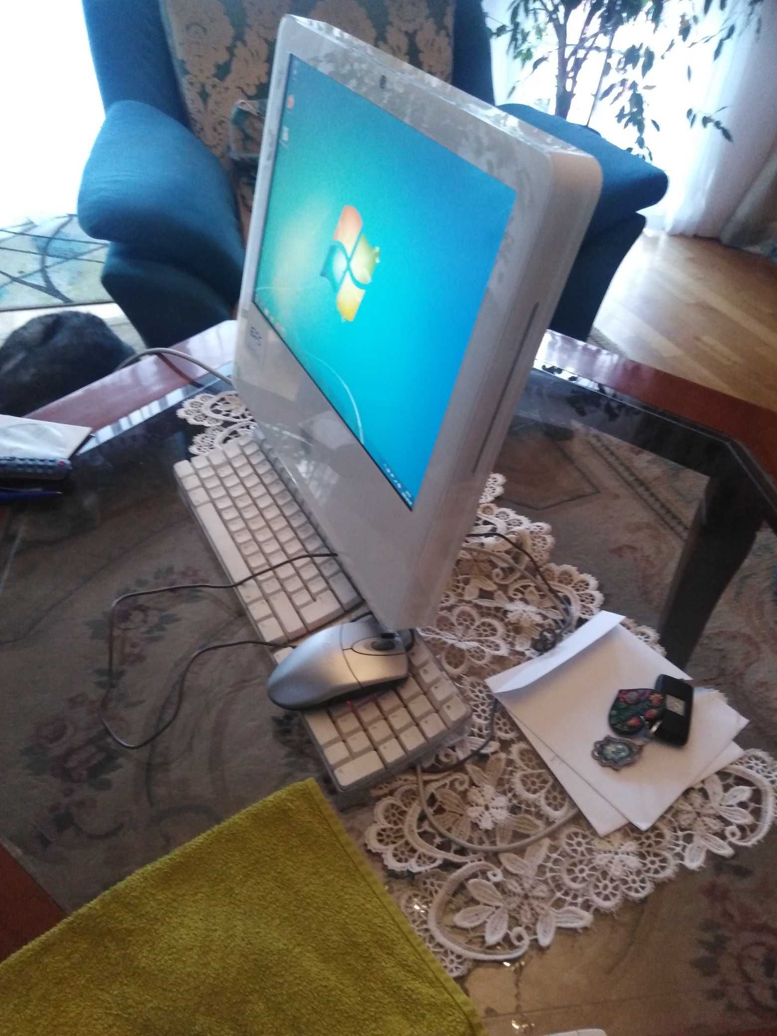 Komputer IMac połowa 2007