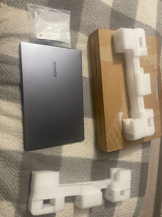 HUAWEI MateBook D15 (BoB-WAI9)