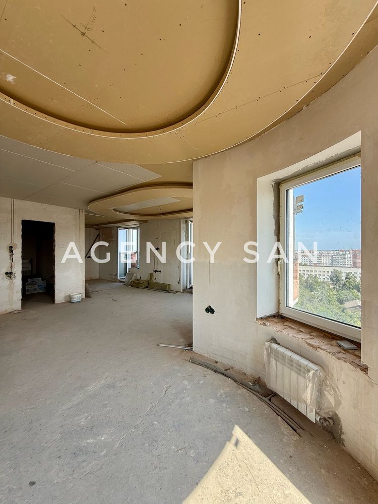 Продаж 1 квартири в Центрі 62м2