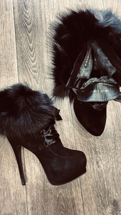 продам зимові ботигки на натуральному хутрі