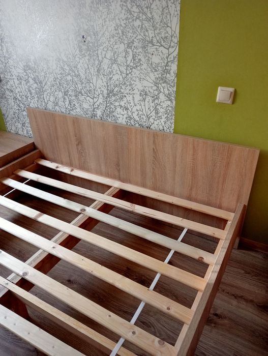 Łóżko dwu osobowe