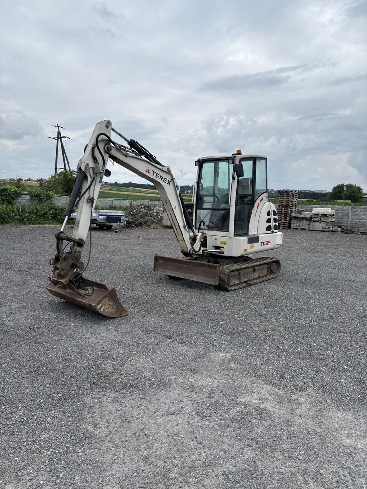 Wynajem Minikoparka 3,5t wyburzenia , prace ziemne