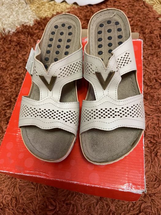 Ортопедичні Шльопки