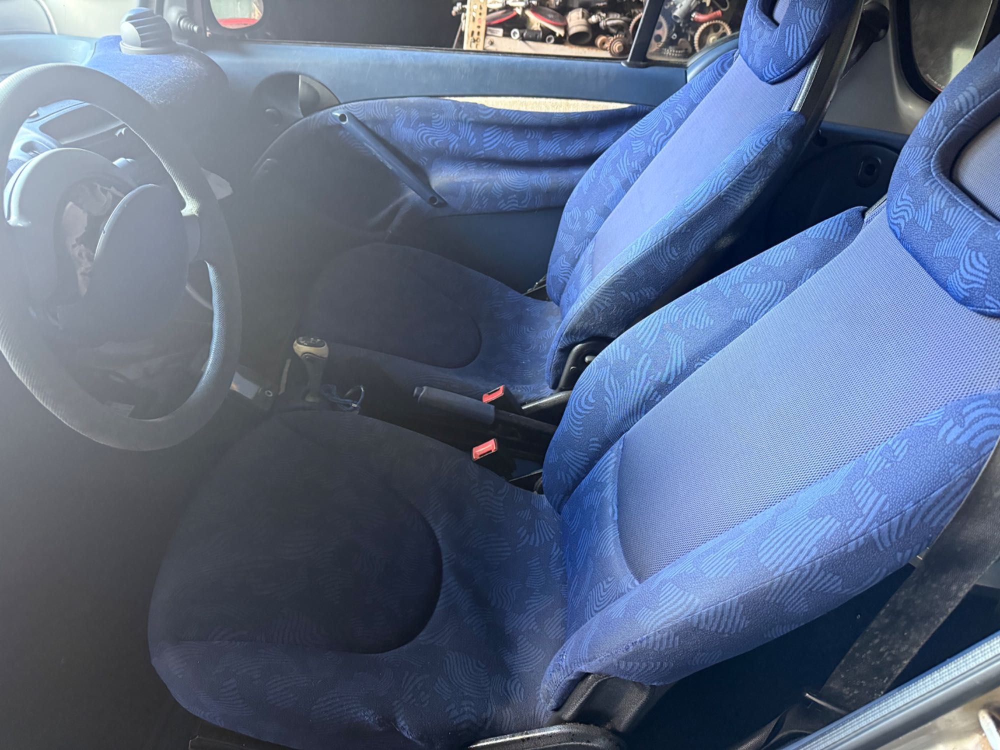 Bancos smart Ford two