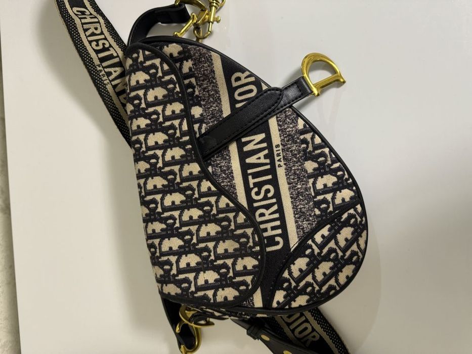 Dior Sadle Bordado Oblique