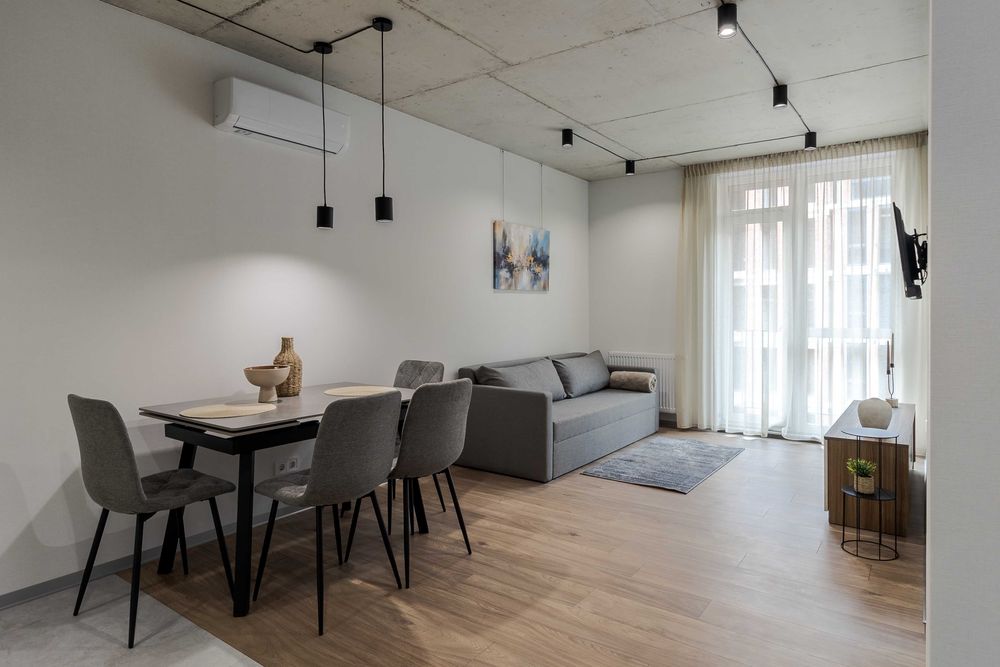 Квартира на 4 осіб. Довгострокова оренда