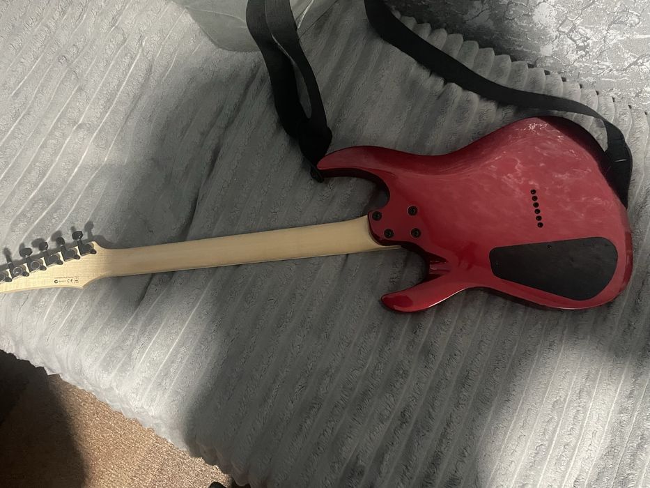 Продам гітару Harley benton r-446