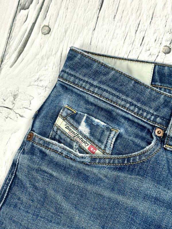 Diesel Thommer Jeansy Slim Fit Męskie Spodnie Logowane r. W32 L34