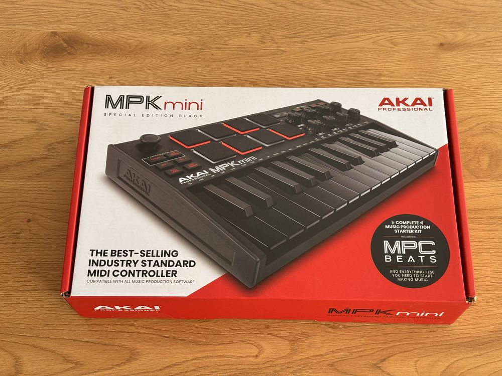 Akai mpk mini w zestawie